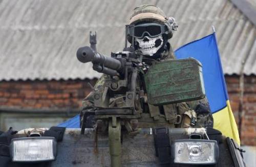سرباز اوکراینی در حومه شهر شرقی دبالتسیو در منطقه دونتسک (گتی ایمیجز)