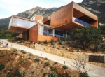 «خانه نارگوا» - ساخت بدون آسیب زدن به محیط زیست و درختان اطراف - مکزیک