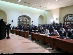 افخم: آمریکا به بازداشت ۱۹ ایرانی دربند پایان دهد