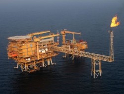 تخلف وزارت نفت از مصوبه ی دولت در واگذاری فاز ۱۱ پارس جنوبی