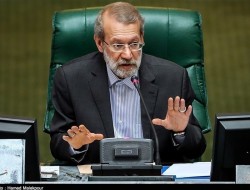 تأکید لاریجانی بر پیگیری فرمایشات امام خامنه‌ای در مبارزه با فساد