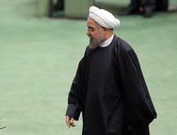 سؤال از «روحانی» درباره عملیاتی‌نشدن سامانه ثبت حقوق مقامات