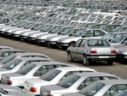 ۵۰ هزار خودرو در پارکینگ‌های خودروسازان دپو شده!