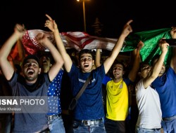 عوامل مؤثر بر شادکامی جوانان ایرانی را بشناسید