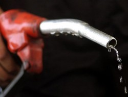 طرح یک نماینده درباره سهمیه‌بندی بنزین