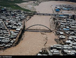کردوانی: روستاهای سیل‌زده حاشیه رودها را به نواحی مرتفع‌تر منتقل کنید / سیل هم قربانی سوءمدیریت شد