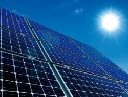 ۲۰۰ شرکت سامانه‌های خورشیدی در آستانه تعطیلی/افزایش ۴۷ درصدی سرمایه‌گذاری خارجی در تجدیدپذیرها