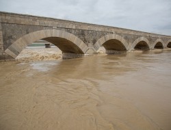 ۴۲ پل‌ آسیب‌دیده از سیل کرمانشاه بازسازی شد