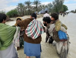 محموله 20 تنی مواد غذایی برای سیل زدگان‌سیستان و بلوچستان ارسال شد