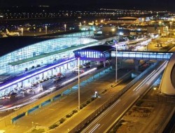 استقرار «مرکز مدیریت بیماری‌های واگیردار» در فرودگاه امام/انجام قرنطینه در موردهای مشکوک