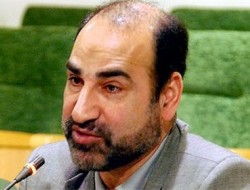 سنگری: شاعر عاشورایی باید از «شنیدن» عاشورا به «چشیدن» عاشورا برسد