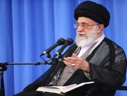 بصیرت یعنی بدانیم جوانِ امروز چه نیازهایی دارد/ فضای مجازی، دارای منافع و مضرات بی‌شماری است