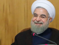 روحانی با شوخی و خنده اشتباه بانک مرکزی را پذیرفت!