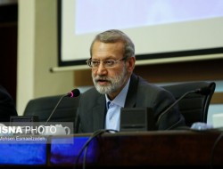 لاریجانی: آقای روحانی بابت تفکیک نشدن وزارت صمت بارها از ما گله کرده است