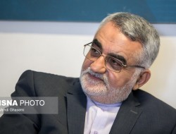 بروجردی: اروپا به تعهداتش عمل نکند ایران وارد گام سوم می‌شود