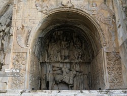 طاق‌ بستان و چالش باران